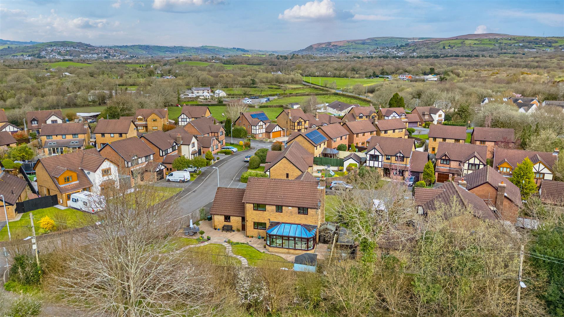 Grove Farm Road, Grovesend, Swansea, SA4 8LA